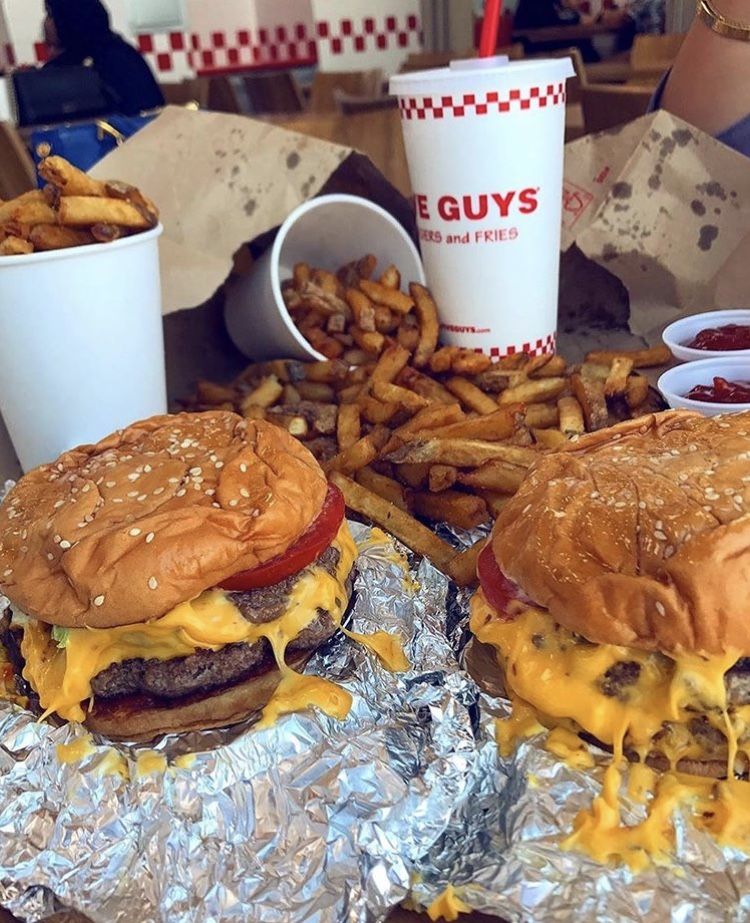 WHATSFORDlNNER's tweet photo. When was the last time you had Five Guys, and what did you order? https://t.co/oag5TcrdSo