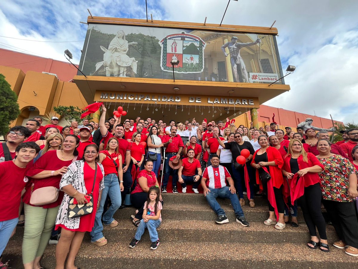EN FLAGRANTE VIOLACIÓN DE LA LEY. Líder de Fuerza Republicana, Hugo Velázquez, déjeme decirle que Ud y sus nvos aliados, los Arévalo, violaron hoy la Ley que prohíbe realizar actos partidarios en entes públicos. Este mal fue erradicado en el 98 p/el entonces juez <a href="/HVelazquezPy/">Hugo Velázquez</a>