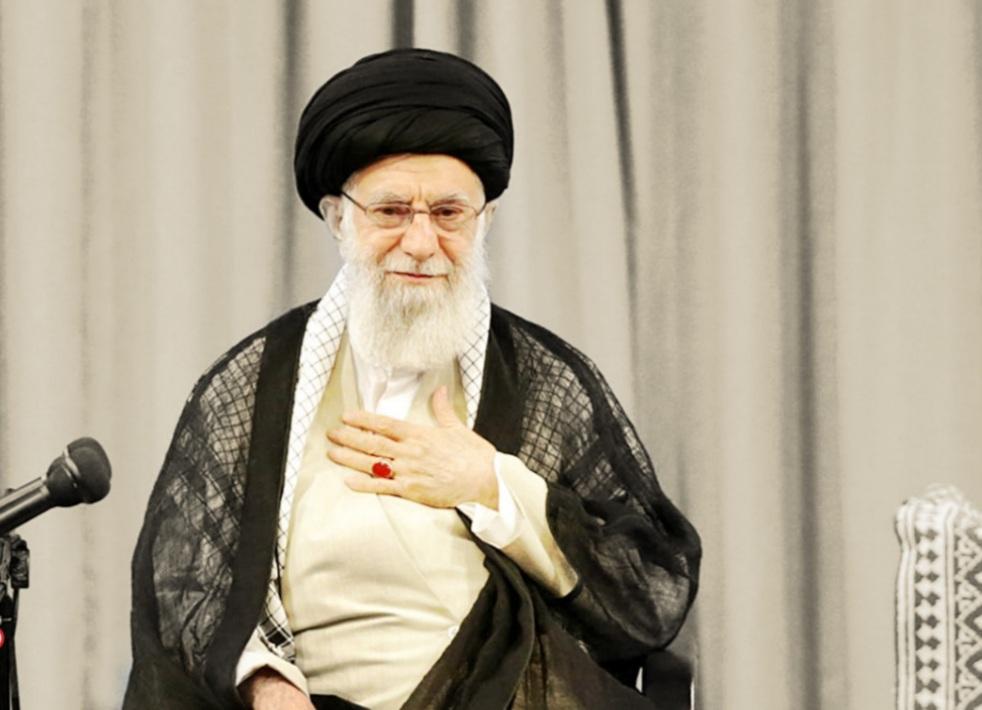 الحمد لله  الذي جعل  عوامنا مليئة في وجوده المبارك  يا يه   القائد المفدى وعزيز الروح