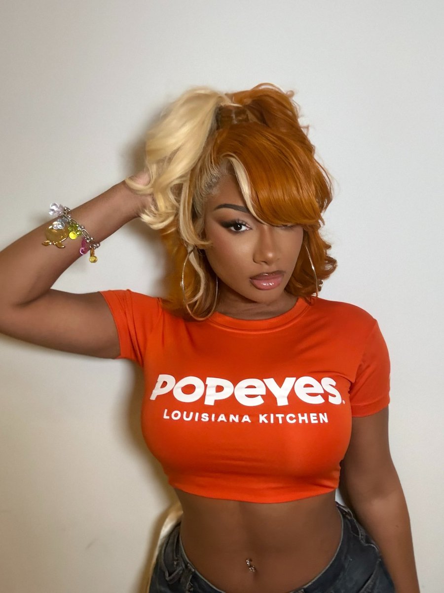 theestallion's tweet image. Thee Franchise Owner 🐔🔥🧡

@Popeyes 
#popeyesfranchisee