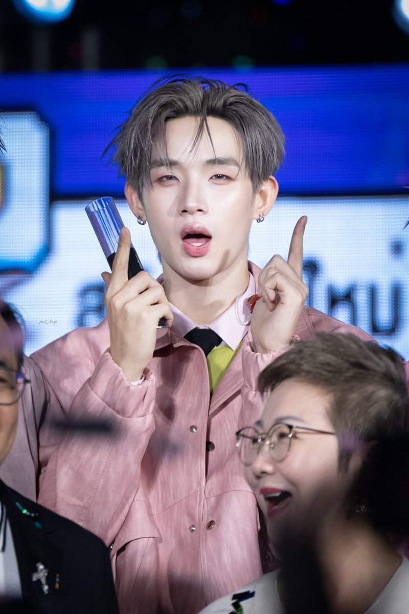 prd_Snap's tweet image. 260101 |

ฮงรู้ตัวมั้ยน่ารักมากน่ะ 🐈💓

&amp;lt; @hongshihoshi03 &amp;gt;

LYKN COUNTDOWN AT SIAM

#LYKN
#hongshihoshi 
#AISSIAMxLYKN
#SIAMSQUARESTREETOFDREAMZ2026