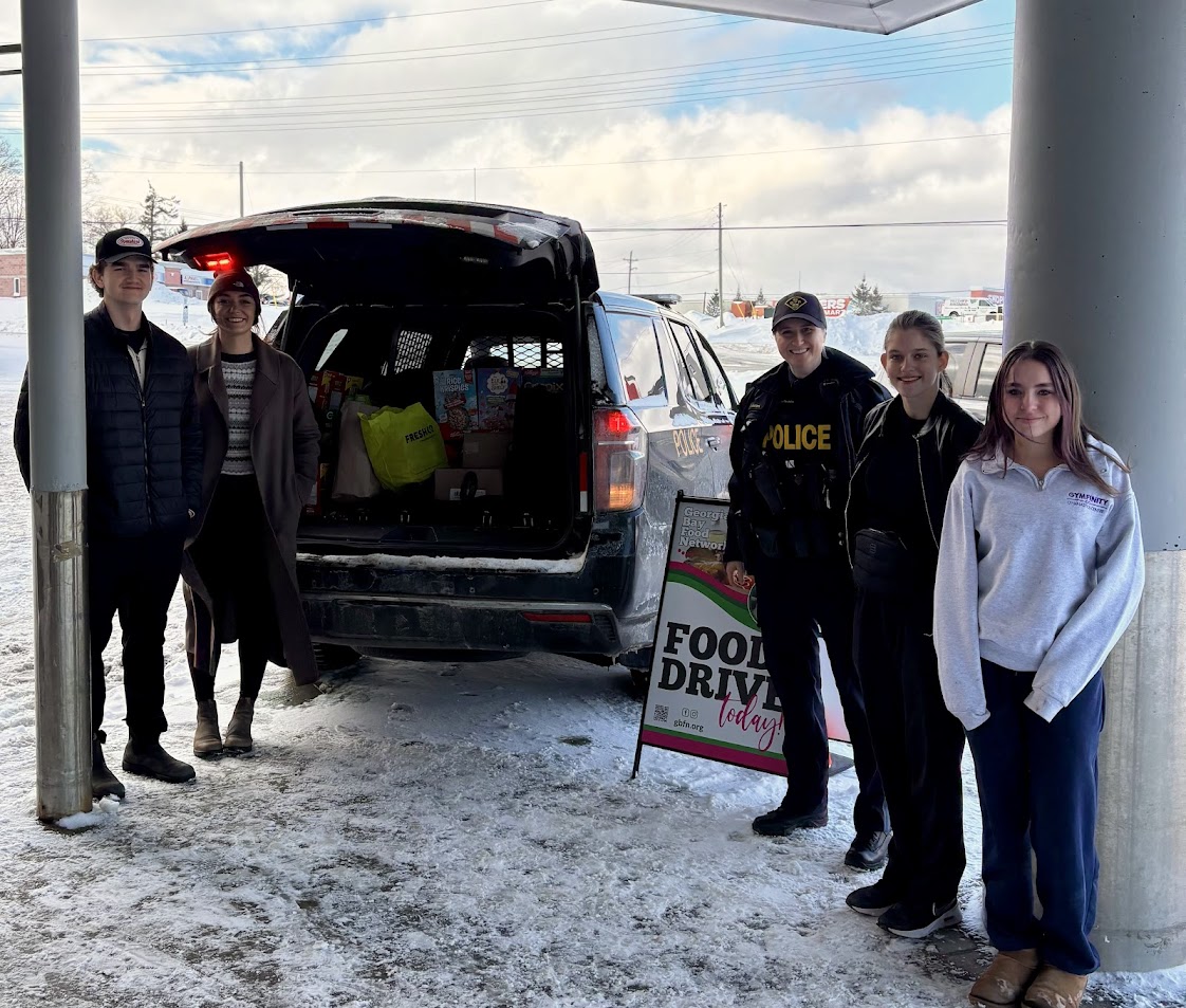 Barrie411's tweet image. - UPDATE -

North Simcoe Emergency Services Food/Toy Drive

Southern Georgian Bay OPP Thanks Community for Their Outstanding Support

(Midland, Penetanguishene, Townships of Tay, Tiny and Georgian Bay) The Southern Georgian Bay Detachment of the Ontario Provincial Police is proud…