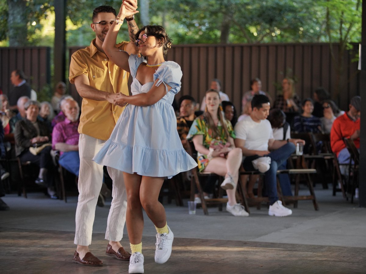 SavMusicFest's tweet image. Make an impact before 2025 ends! 🎶 Your gift keeps Savannah Music Festival thriving—support global artists, music education &amp;amp; a vibrant arts community. Every donation counts. Tap link in bio to give today! #SupportTheArts #SavannahMusicFestival #GiveMusic