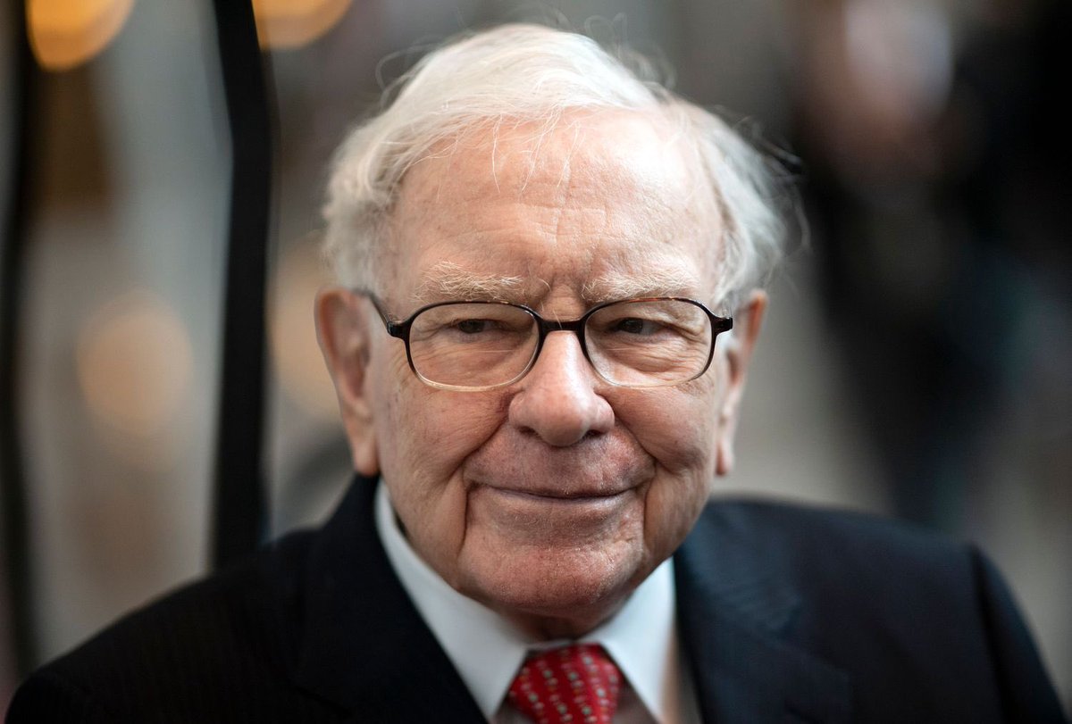 🐋watcherguru: Warren Buffett si dimette ufficialmente da CEO di Berkshire Hathaway dopo 60 anni: la fine di un'era 🐐