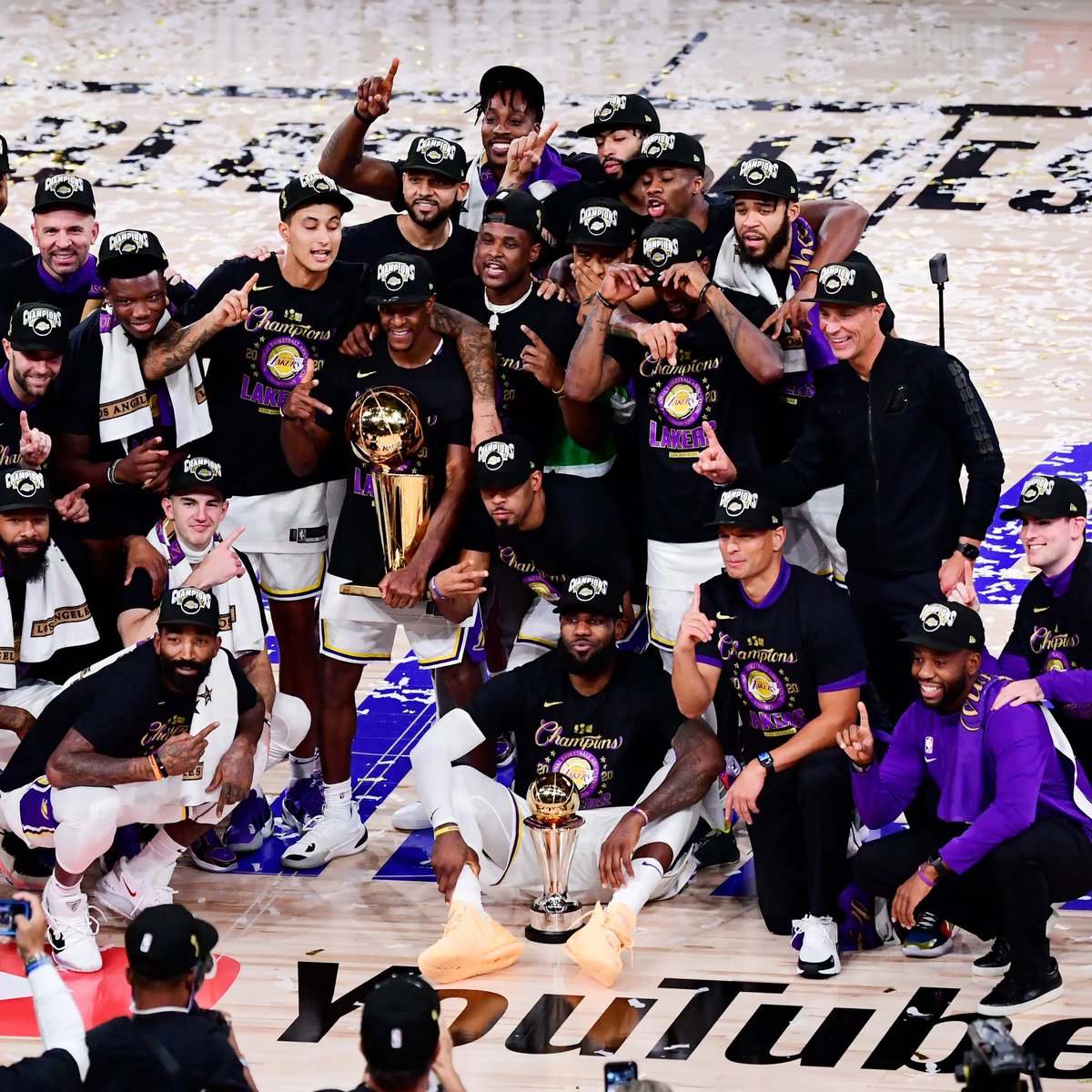 Time zones are cool
-
Australia is in 2026
USA is in 2025
Laker fans are still in the bubble