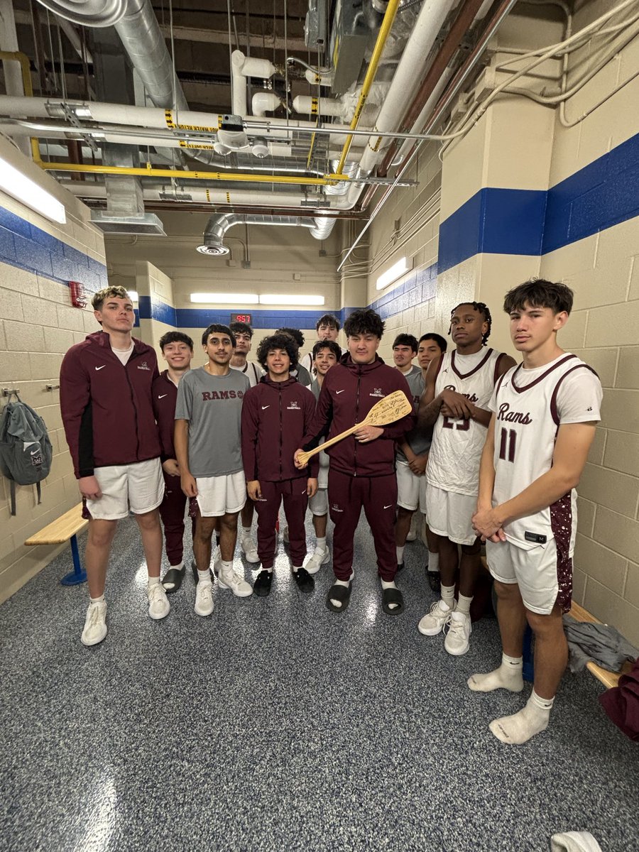 Marshall Basketball tweet media