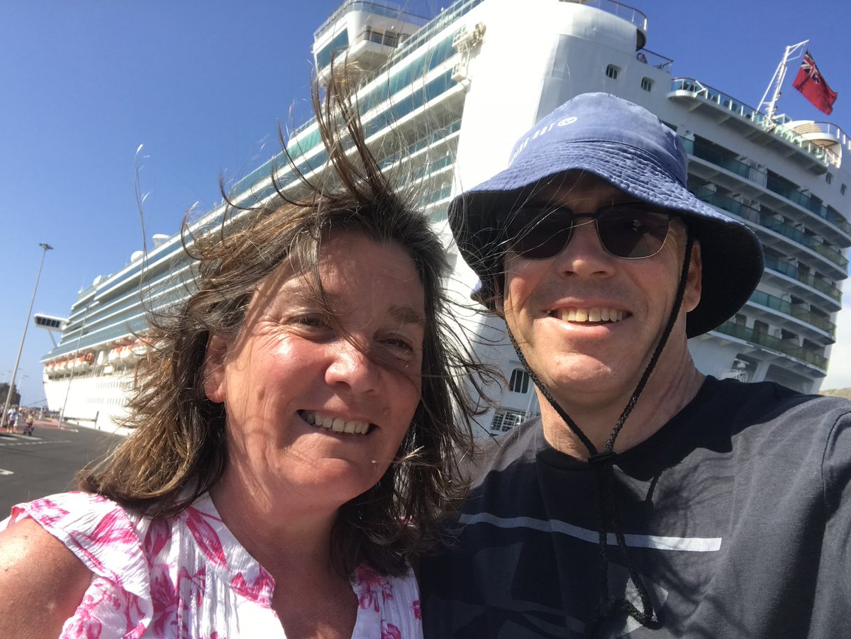 MiddlebrookDave's tweet image. Happy new year for 2026 to all our family and friends. God bless for the year ahead.