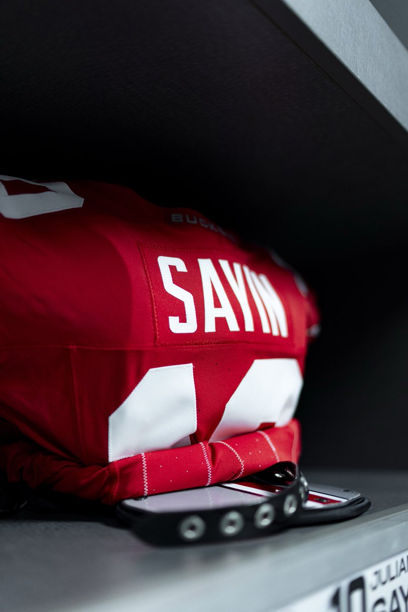OhioStateFB's tweet photo. Gearing up ⛓️ https://t.co/9U7oVnMzXE