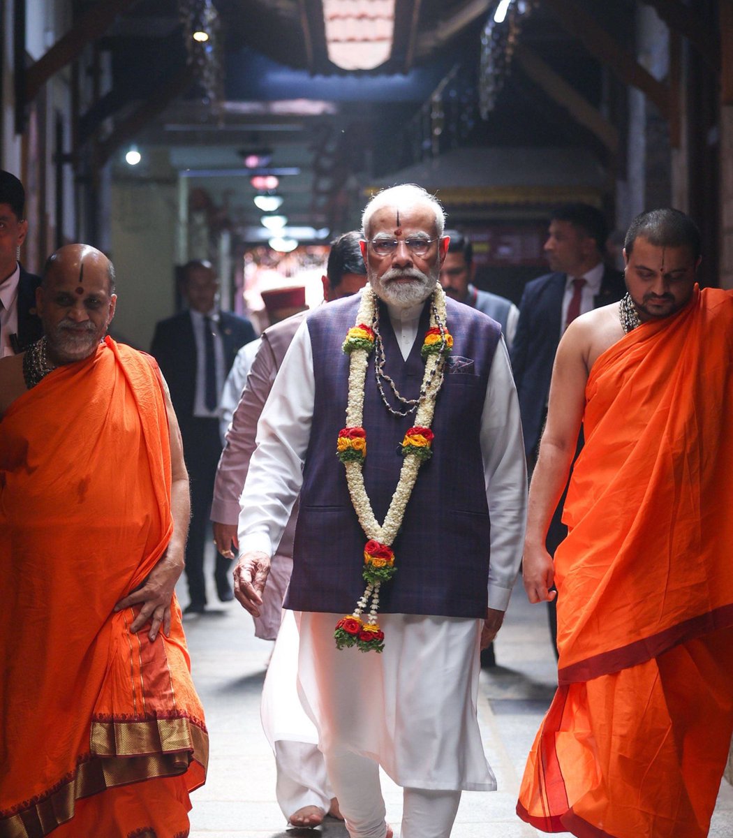 pubity's tweet image. India is now the world's 4th largest economy, just barely beating Japan and knocking them into 5th place.