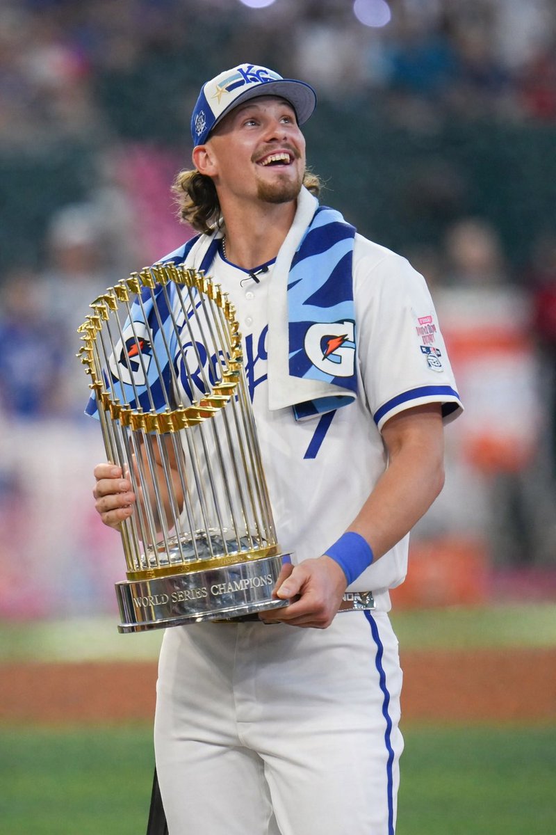 kingdom_royals's tweet image. 2026, the year of the Royals. Book it🫡