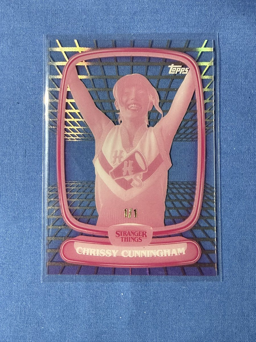 tresamigos858's tweet image. Chrissy wake up Printer Proof 1/1

$80

Check out my timeline for more Stranger Things cards!