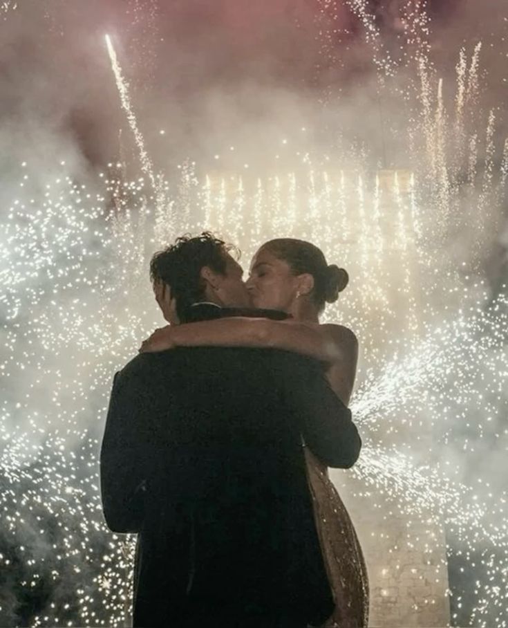 mais um ano construindo a nossa eternidade juntos ✨️🥂