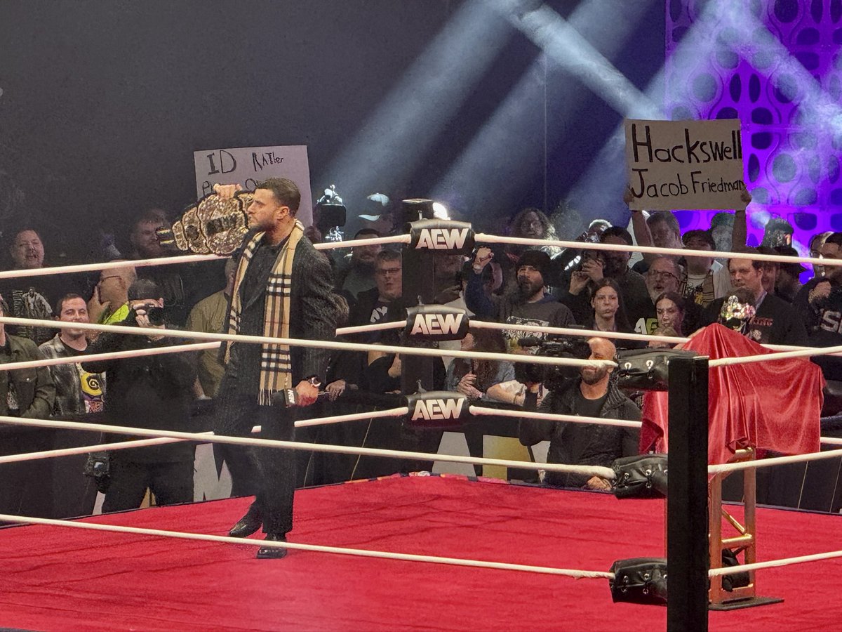 _AsianJoe's tweet image. A fun little way to spend New Year's Eve by taking in some @AEW action. 
The best part is that it was only a 3 min drive from home.