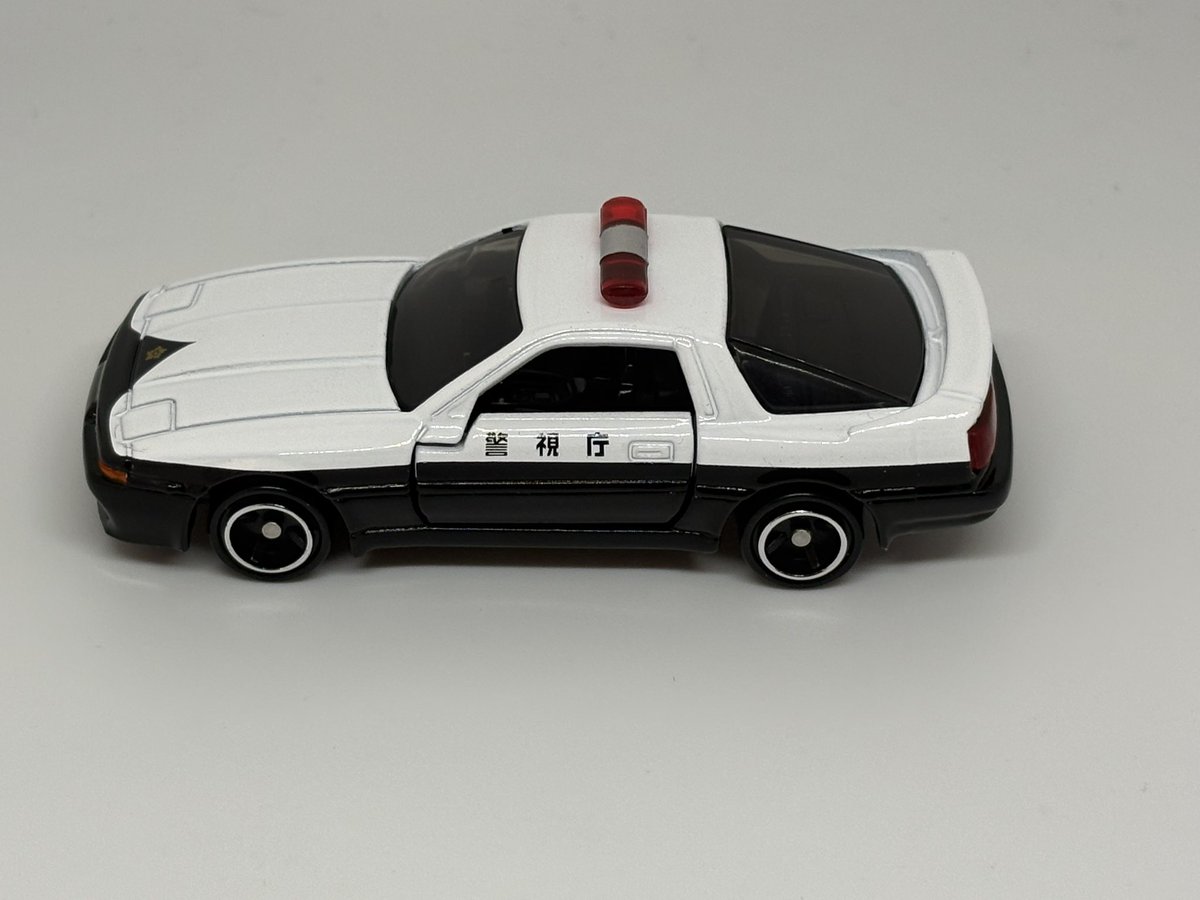 トミカ イオンオリジナル トヨタ スープラ日本警察デザイン仕様