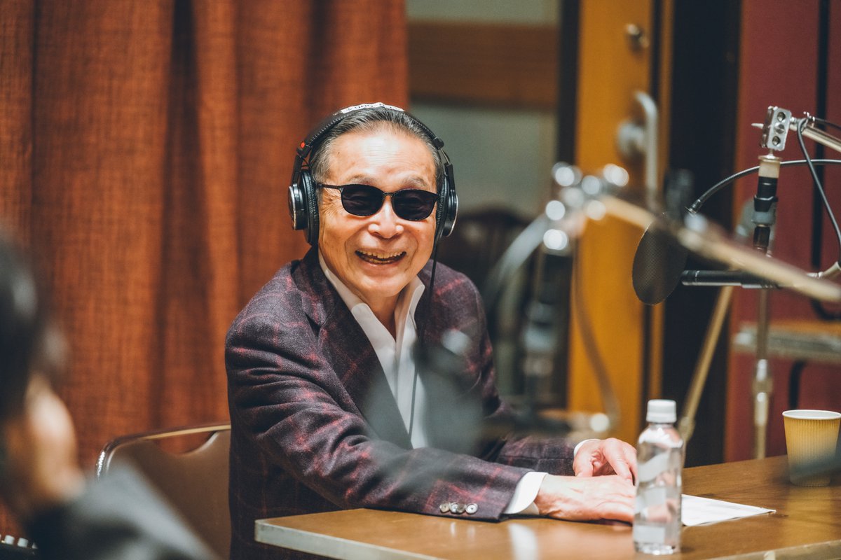 u_zhaan's tweet image. あけましておめでとうございます。
1月2日の18時からNHK-FMで放送される「モノミユザーン」はタモリさんと一緒にお届けします。ギタリストの沖仁さんにも参加いただき、フラメンコギターとタブラでセッションもしました。収録、めちゃくちゃ楽しかったです。ぜひ聴いてみてください！