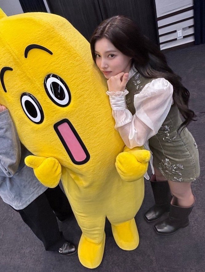 hyemsta's tweet image. 