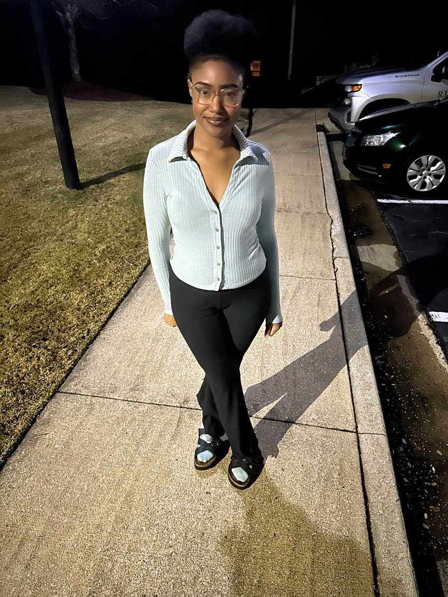 Terrion ☼⛆ tweet media