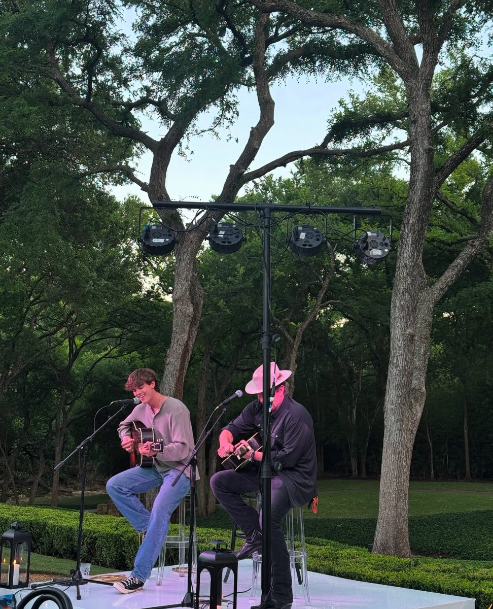 JackIngram's tweet image. 2025! 🕺✨