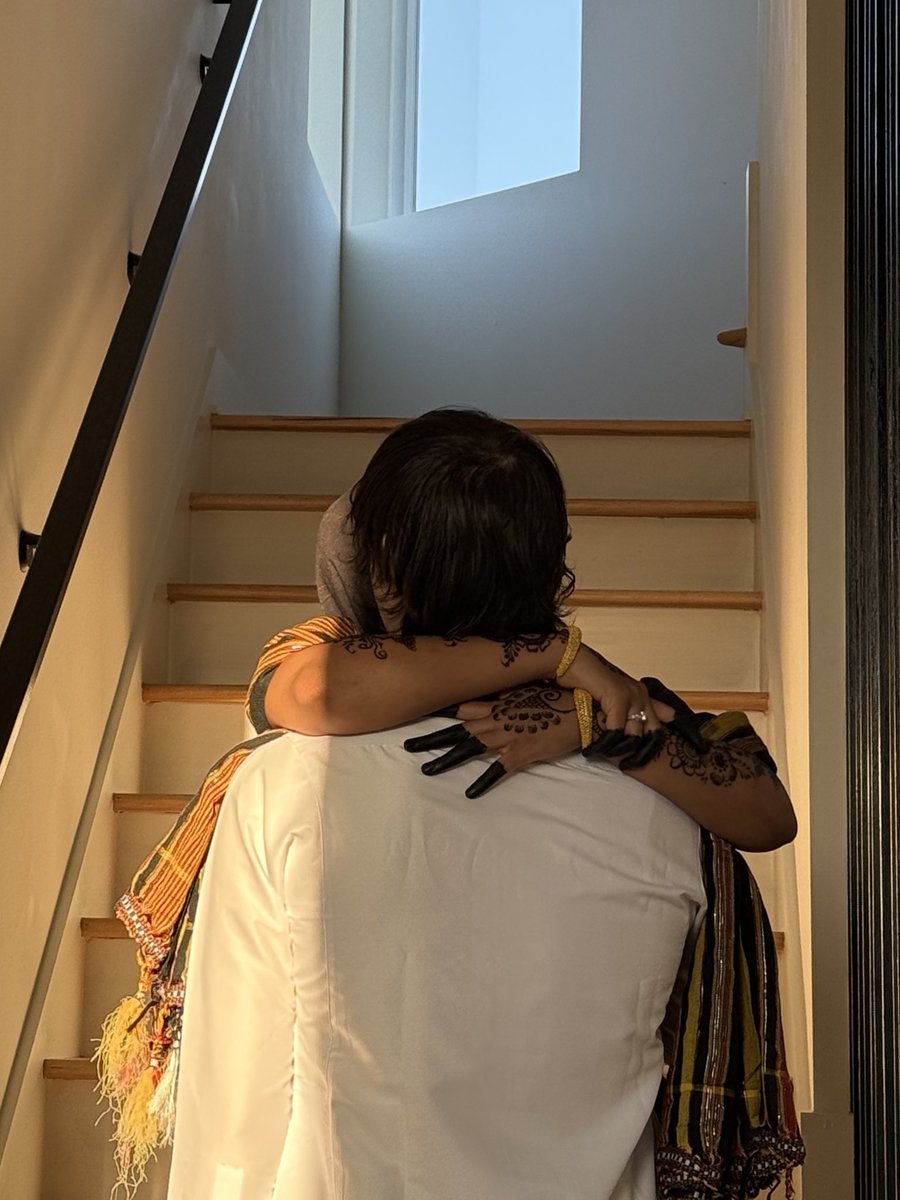 layloqasim's tweet image. Forgot to tell Twitter I got married lol