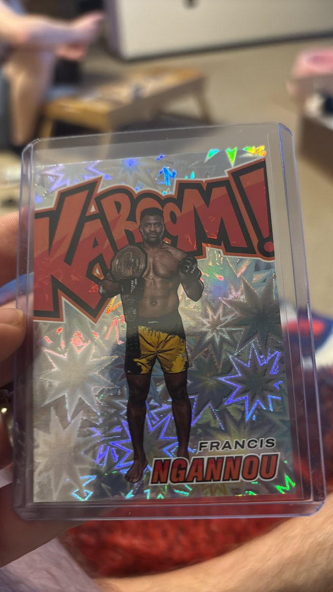 Boognish_Rising's tweet photo. First #Kaboom pull by @BoognishBoyz  from @PaniniAmerica Combat Anthology!!  Ending the year with a banger!!!  #MMA https://t.co/JlO2bxjypO