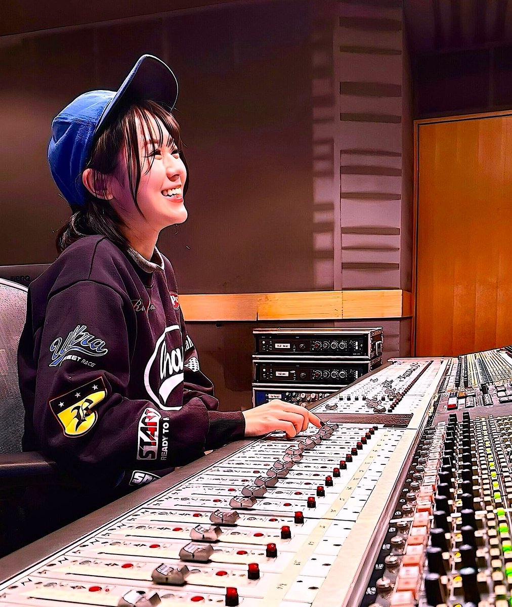 eiichitanaka68's tweet image. 遠坂めぐ「ど根性ビリーバー」 Music Video
本日YouTubeにてプレミアム公開されました。
#遠坂めぐ #ど根性ビリーバー #recording #mixengineer #mastering #works #2026年元旦🎍
 
youtube.com/watch?v=imXD8w…