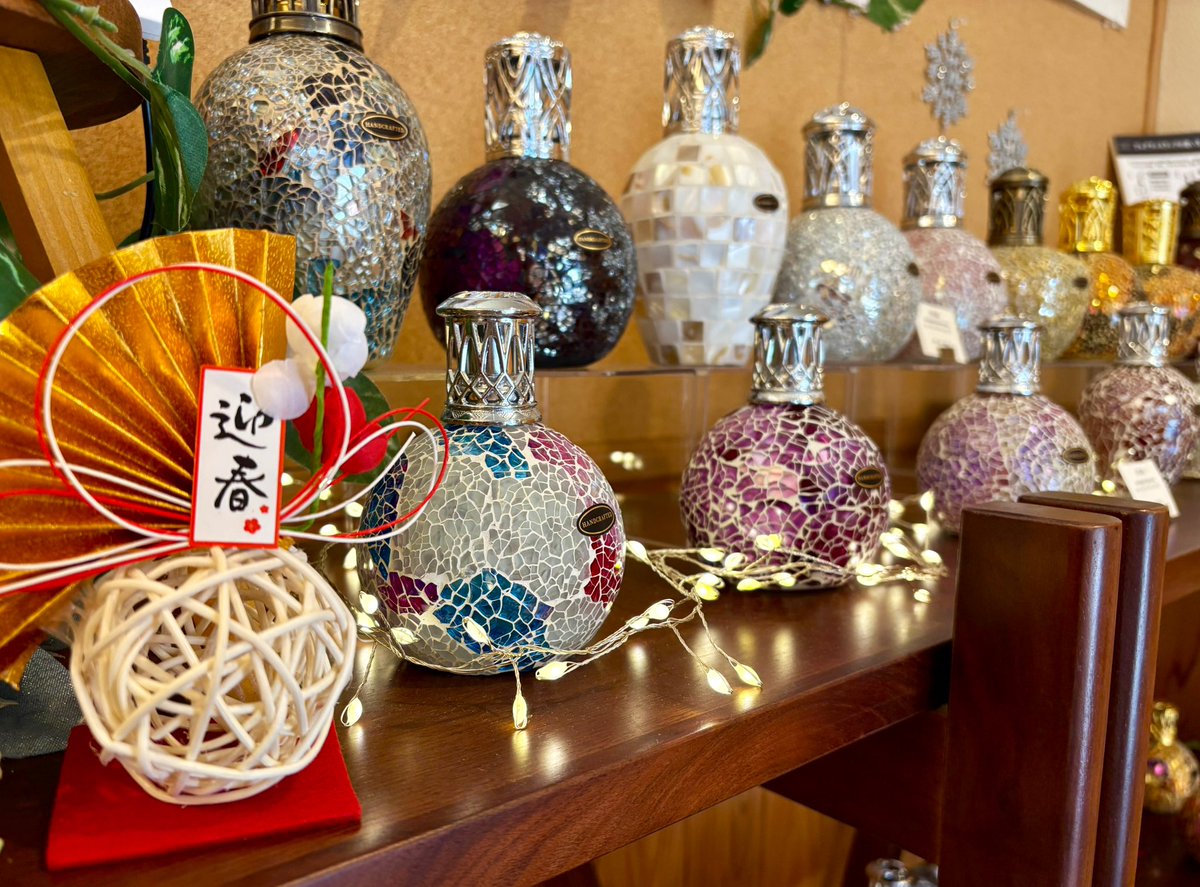 明けましておめでとうございます🎍

昨年はたくさんの出会いと
温かいご縁をありがとうございました。

本日、1/1（木）
21:00まで営業予定です。

本年度も
どうぞよろしくお願いいたします✨

waltz-selection.jp

#waltz 
#オーガニック
#セレクトショップ
#新宿 #新大久保
#ギフト