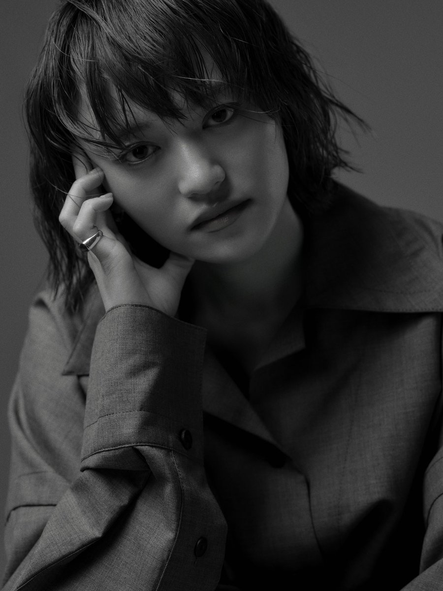 ≡≡≡≡≡≡≡≡≡≡≡≡≡≡

　　　   𝙞𝙧𝙞
  𝙉𝙚𝙬 𝘼𝙧𝙩𝙞𝙨𝙩 𝙋𝙝𝙤𝙩𝙤

≡≡≡≡≡≡≡≡≡≡≡≡≡≡

#iri
#iri_10th