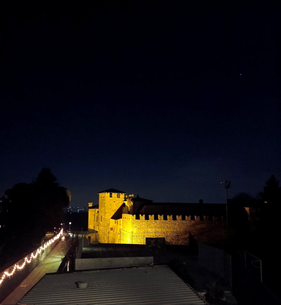 Non si comincia né si finisce, semplicemente si va avanti.