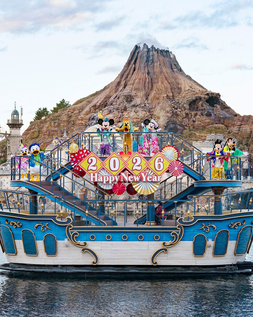 🌅HAPPY NEW YEAR 2026🌅

2026年は東京ディズニーシーが開園25周年を迎え、アニバーサリーイベント「東京ディズニーシー25周年“スパークリング・ジュビリー”」を開催する...