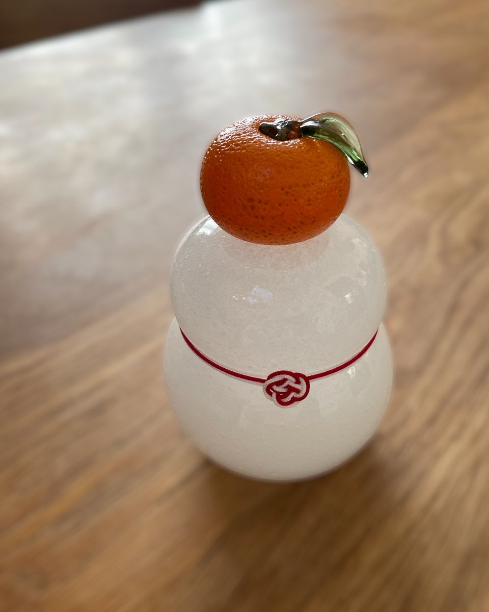 新しい年が始まりました。 今年のお正月から我が家には ガラス作家の