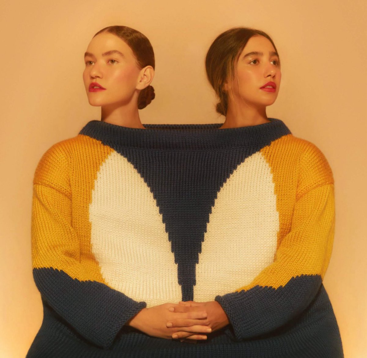 ninhosquad's tweet image. meia década do av3, cinco anos do COR!!! 🧡