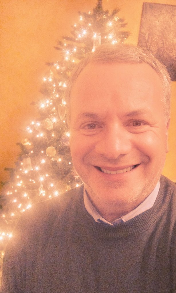 LeottaVi's tweet photo. #BuonAnno2026 
🥂🥂🍾🍾❤❤🥰🥰😘😘 https://t.co/j5OT7kE3PN