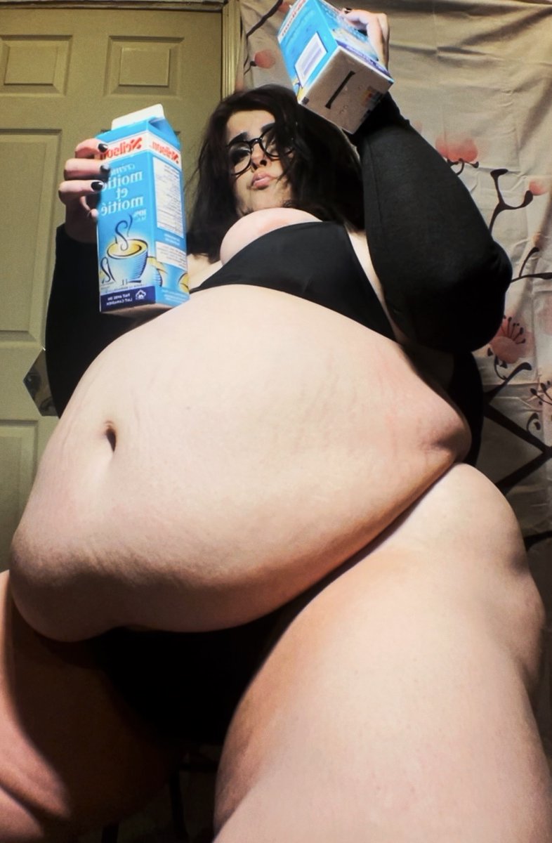 creampuff tweet media