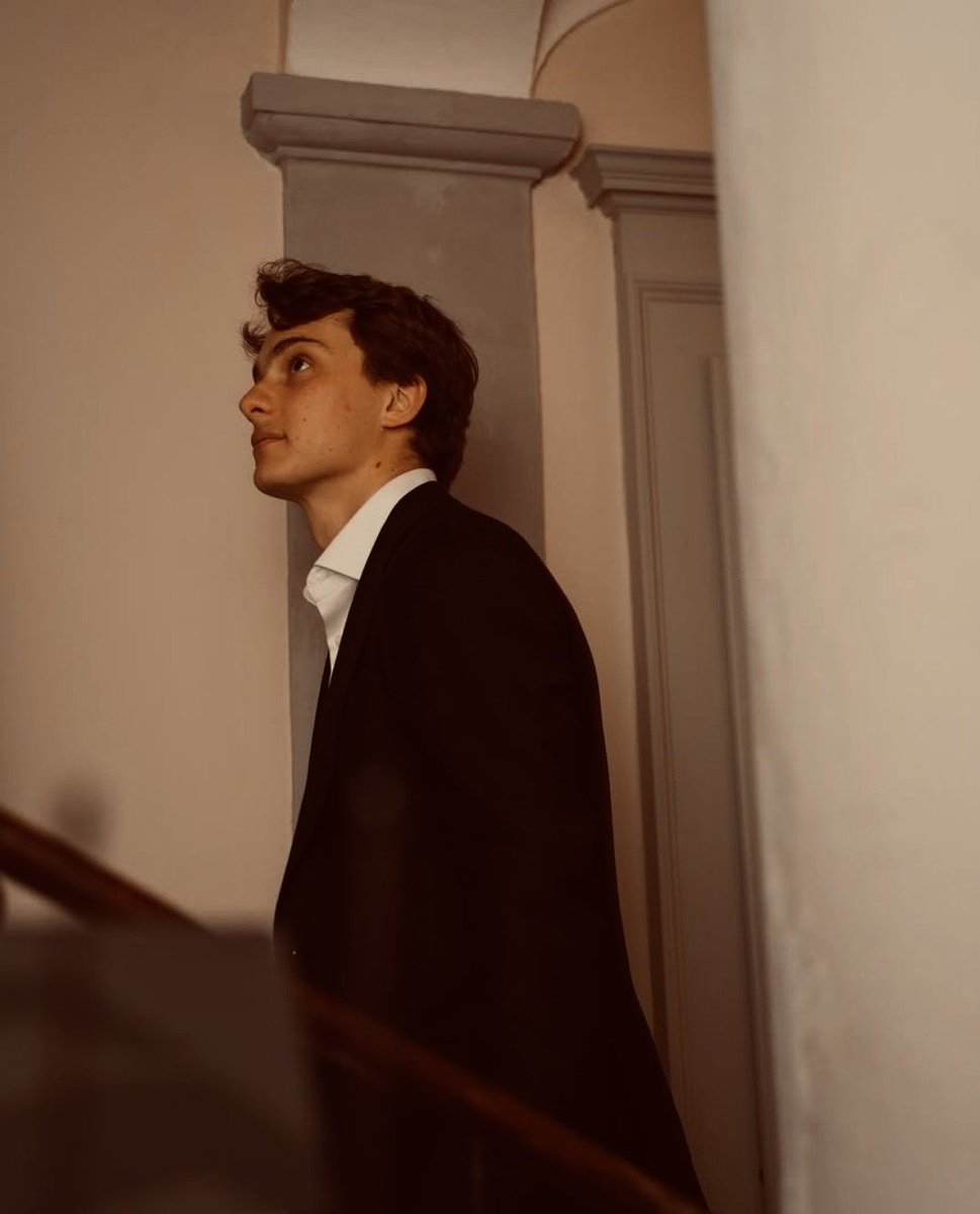 ғᴀᴍɪʟɪᴀ ʟᴇᴄʟᴇʀᴄ. tweet media