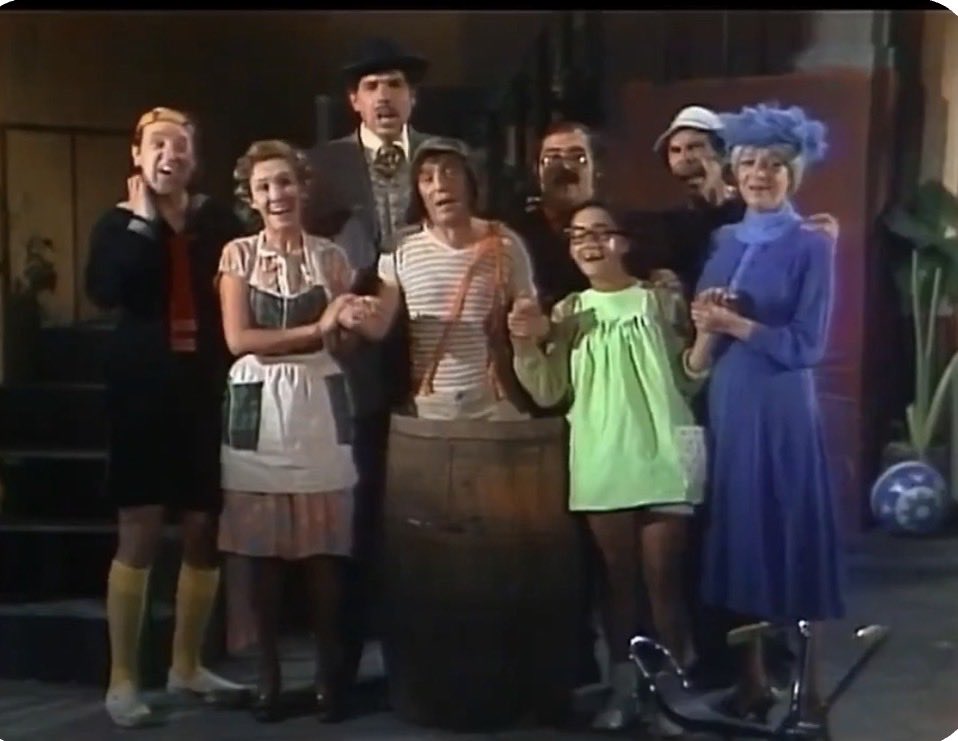 Ya pasó Nochebuena
ya pasó Navidad
Esta noche celebramos
Un año más!
                     FELIZ 2026⭐️