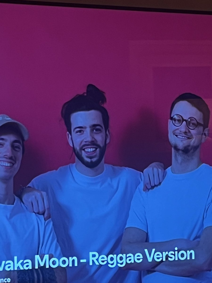 Arhowtv's tweet photo. @terracid @WankilStudio 
Bah alors tu fais du reggae mtn ? https://t.co/xy2gPapEqw