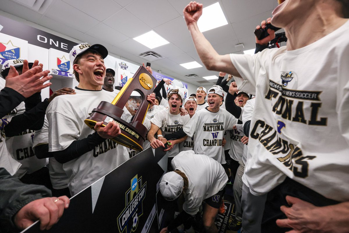 Washington Men's Soccer tweet media