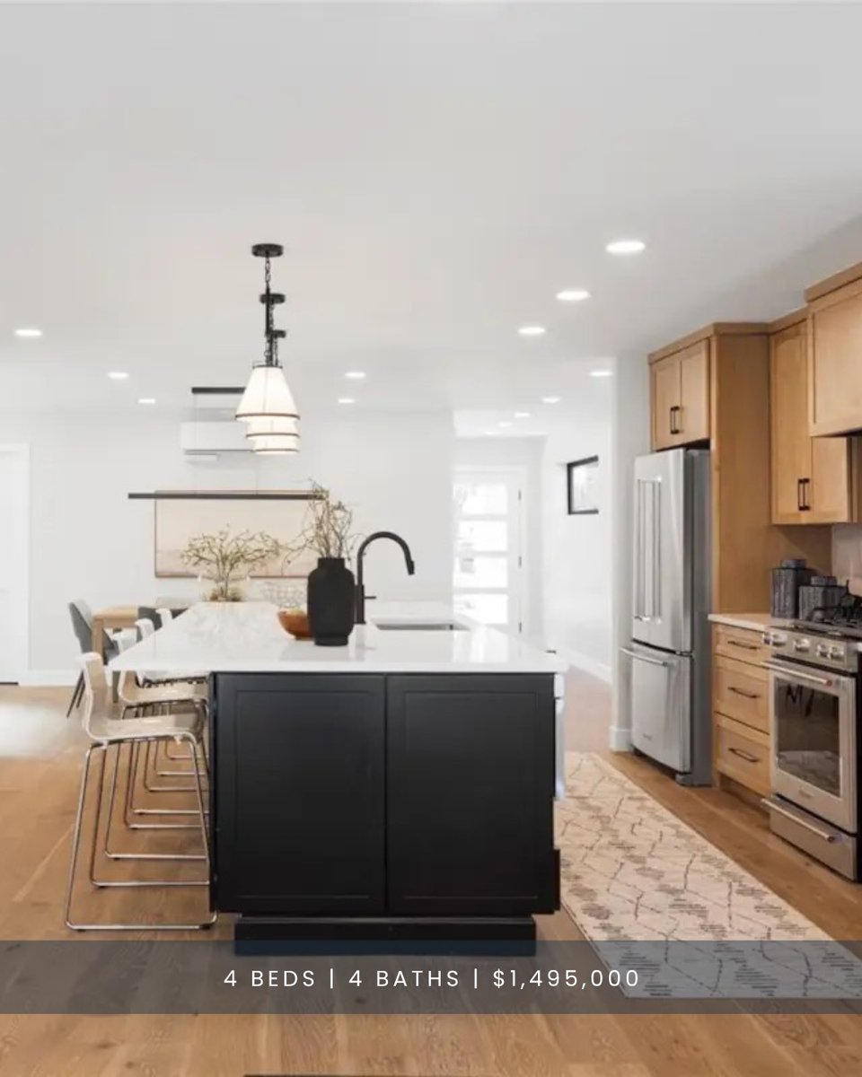 Refined new construction in the heart of LoHi ✨
To learn more, visit the link in our bio.
#kentwoodre #homeoftheweek #featuredlisting #coloradorealestate #luxuryrealestate #homeforsale #realestate