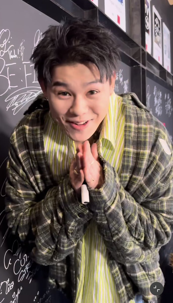 あけおめテンション高いかわいいレオくんことよろw 🤭 #CDTVライブ