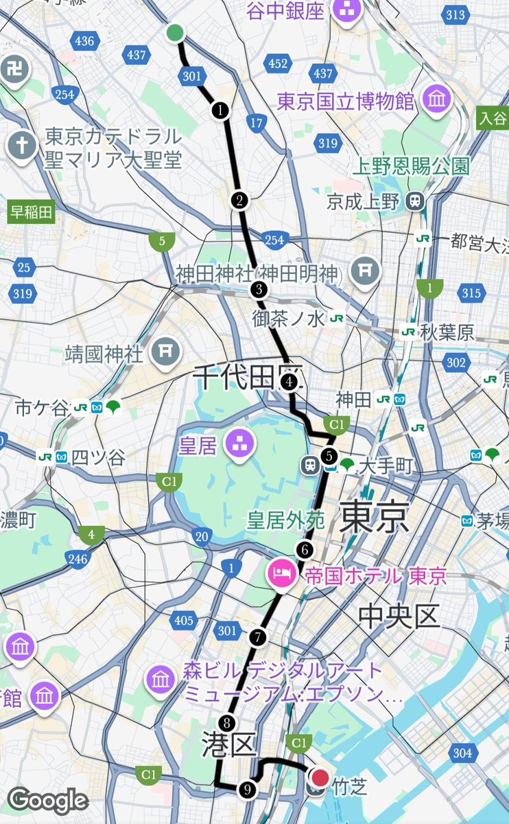 71strike's tweet photo. 早朝ランニングをする。
千石～竹芝桟橋まで、初日の出を拝むために走る。
雲が掛かってどうなるやらと思ったけれど、隙間から太陽が出てきて、しっかりと初日の出を拝むことができた。太陽の力は偉大なり。
今年も実りのある一年にしていきましょう。
#ランニング  #朝ラン  #初日の出 https://t.co/NyXFBNgUMP