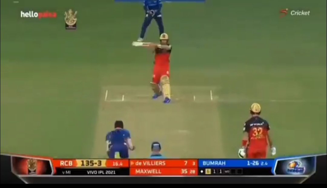__harsh007's tweet photo. @MdSAJId44149 @RohitRainaRR Tendulkar got into better position https://t.co/OO4D92eShz