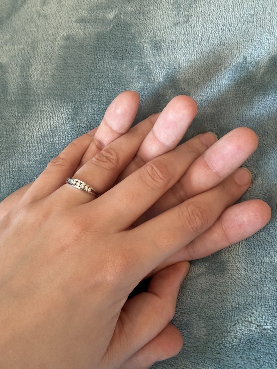 Yoshiibs_'s tweet image. Happy new year🥳💍