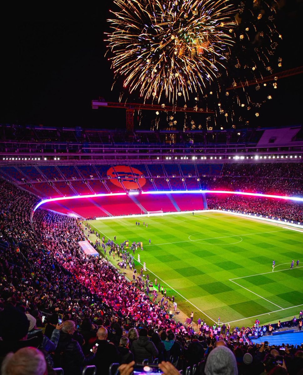 barcacentre's tweet photo. Wishing everyone a very happy, healthy 2026. 💙❤️ https://t.co/fQjcDnGr40