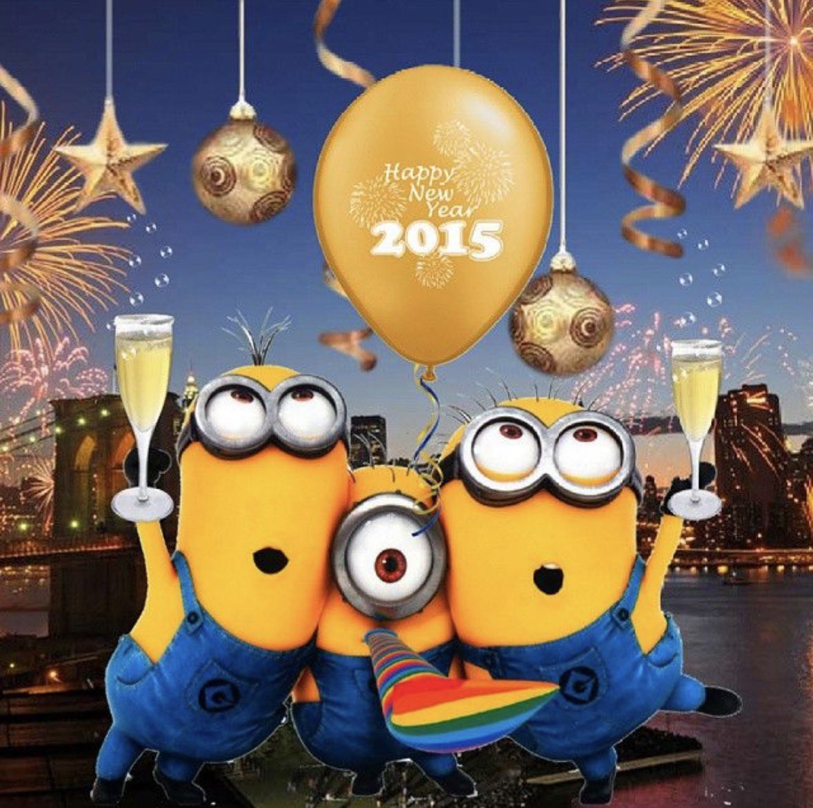 FELIZ AÑO NUEVO MIS QUERIDO TWMIREROS