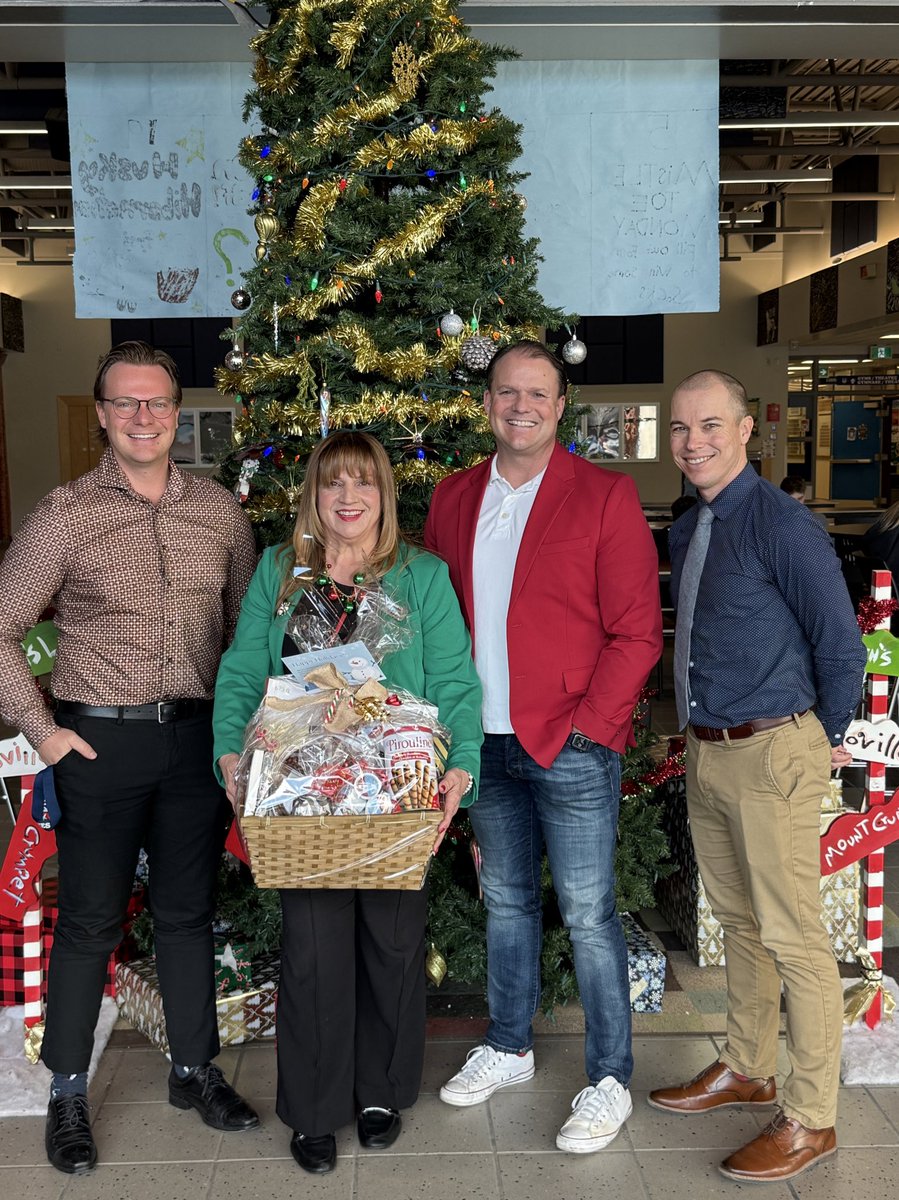 Julia Fraser tweet media