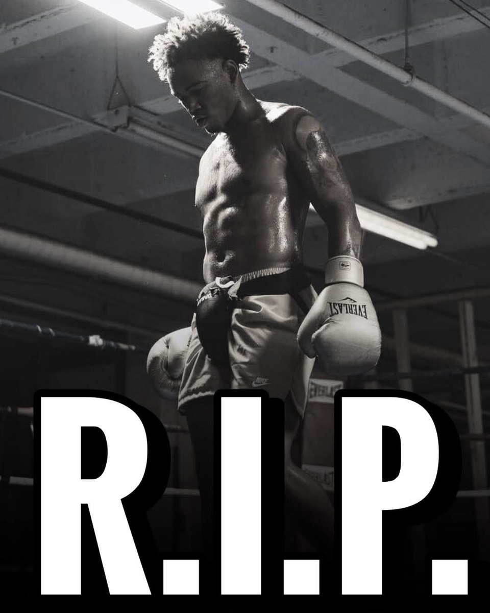 CLG98264897's tweet image. Boxing 🥊 fans: Mathew " Gotti" Moore  found shot to death in his apartment stairwell multiple times up &amp;amp; coming young boxer. Condolences. 🌹💔