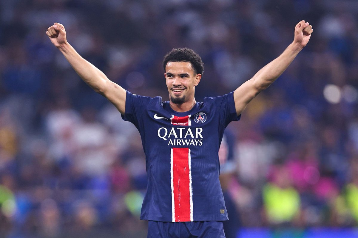 Une nouvelle année commence, portée par la passion, l’unité et l’amour du PSG.

Que 2026 nous fasse vibrer encore plus fort, avec des victoires, des émotions et toujours plus de trophées.

Bonne année à toute la famille du grand Paris Saint-Germain ! 🎉❤️💙