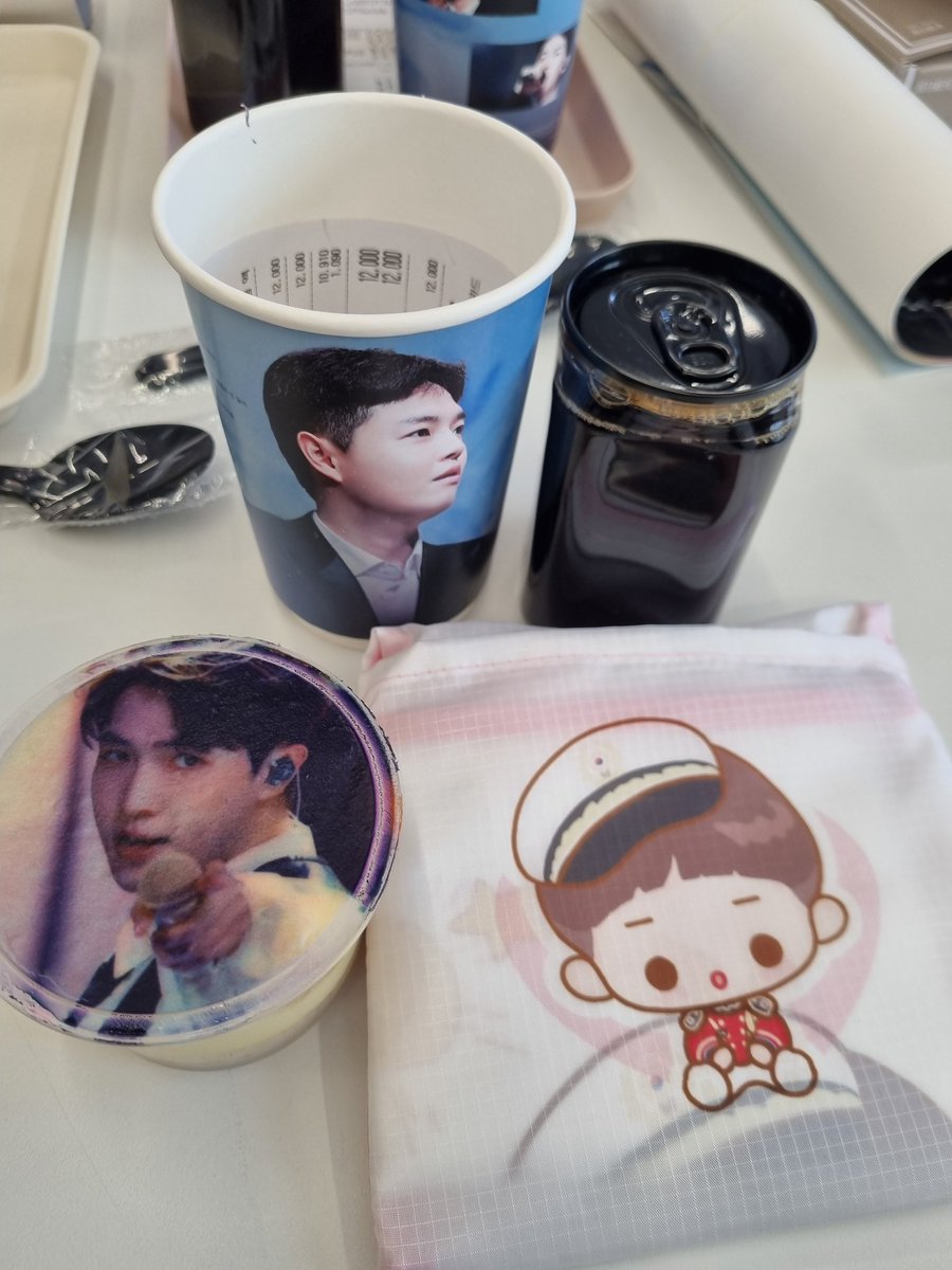 겨울에다시핀아름다운꽃
#김재환 #KIMJAEHWAN
남자주인공컴백하셨으니
#다시쓰는_우리들의_겨울동화
진행시켜볼까요레디액션
#오랫동안_윈드마음에_쌓여온_재환이라는_기적
영원히계속되기를쭈우욱
😚😚😚😚