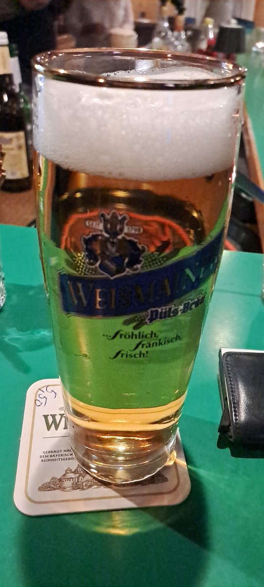 OK Leute, hab mein Bestes getan. Werfe den ersten Stein, wer länger durchgehalten hat.