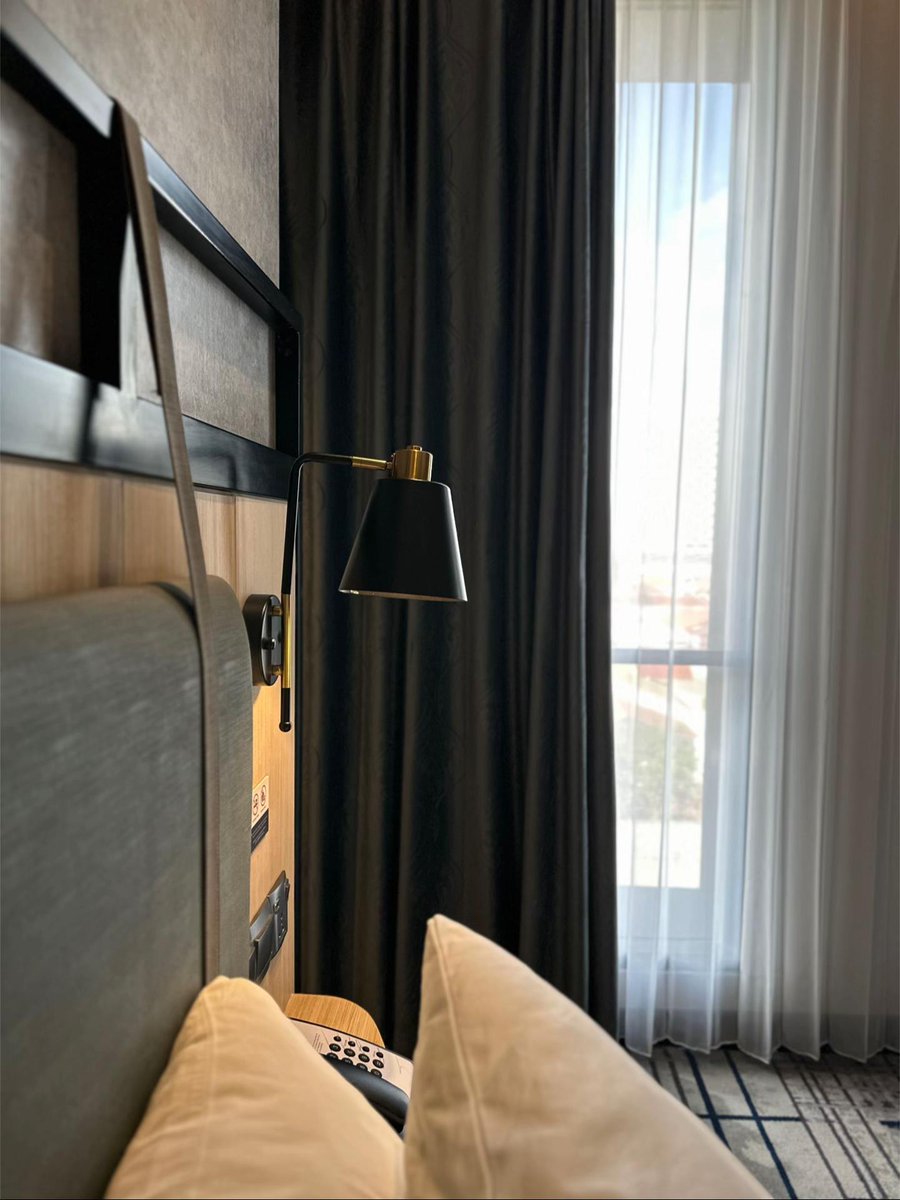 biru daun tweet media